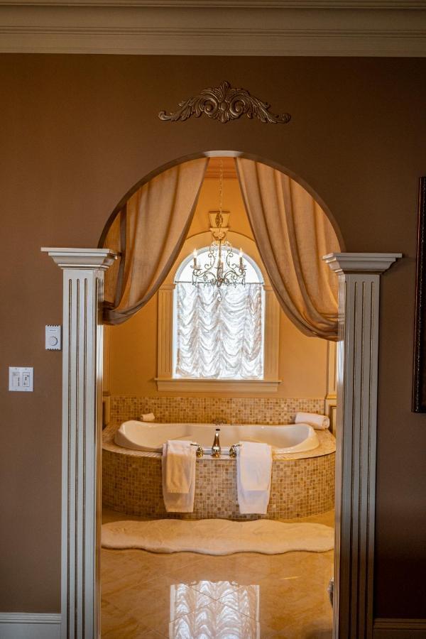 Belle View Manor Inn Harbour Grace Bagian luar foto