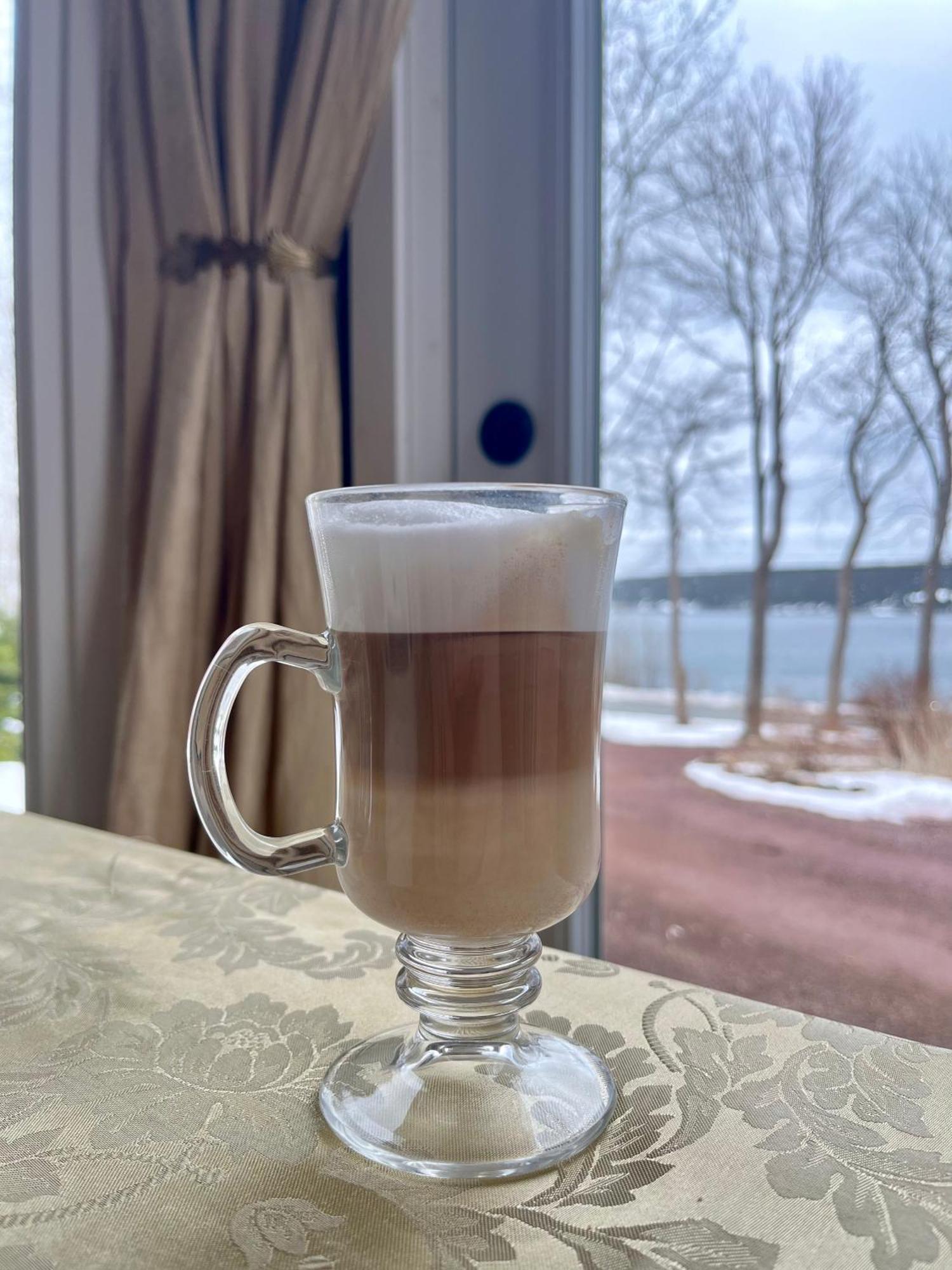 Belle View Manor Inn Harbour Grace Bagian luar foto